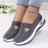 Bequeme Slip-On-Sneaker mit fester Passform