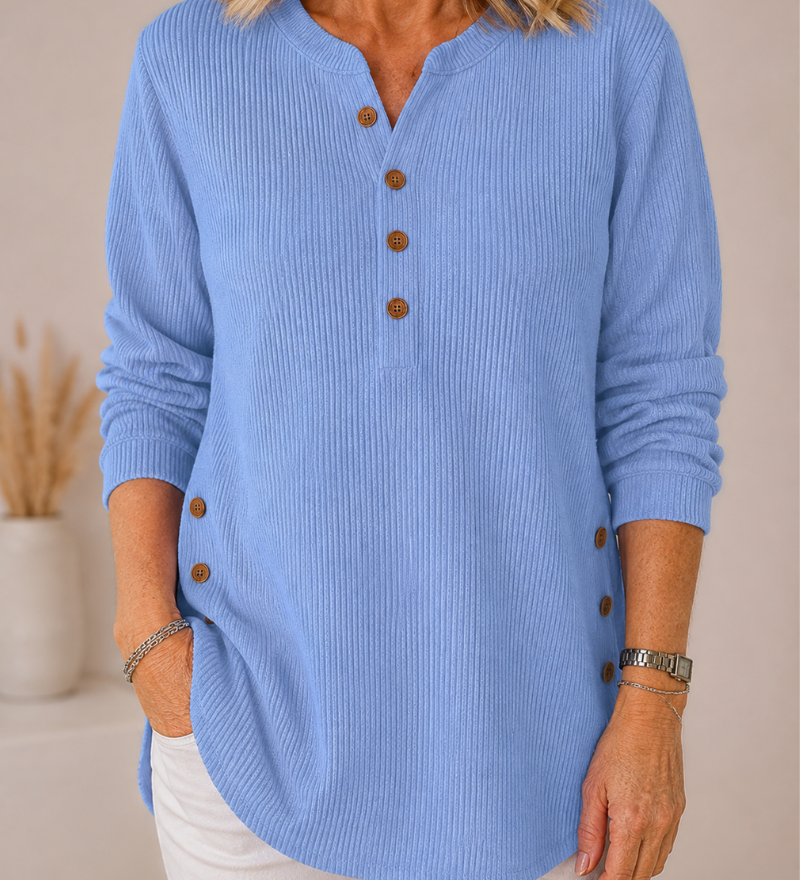 Bequemer Knopf-Pullover