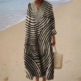 Flatterndes Sommerkleid mit Muster