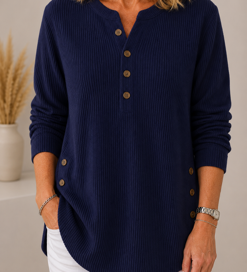 Bequemer Knopf-Pullover