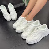 Elegante weiße Sneakers mit leichtem Komfort