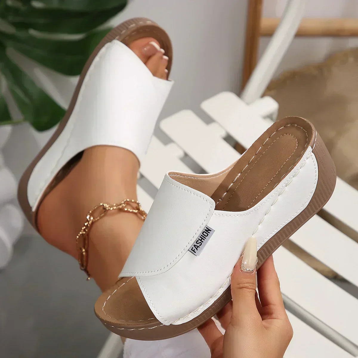 Rumi - Orthopädische Keil-Sandalen