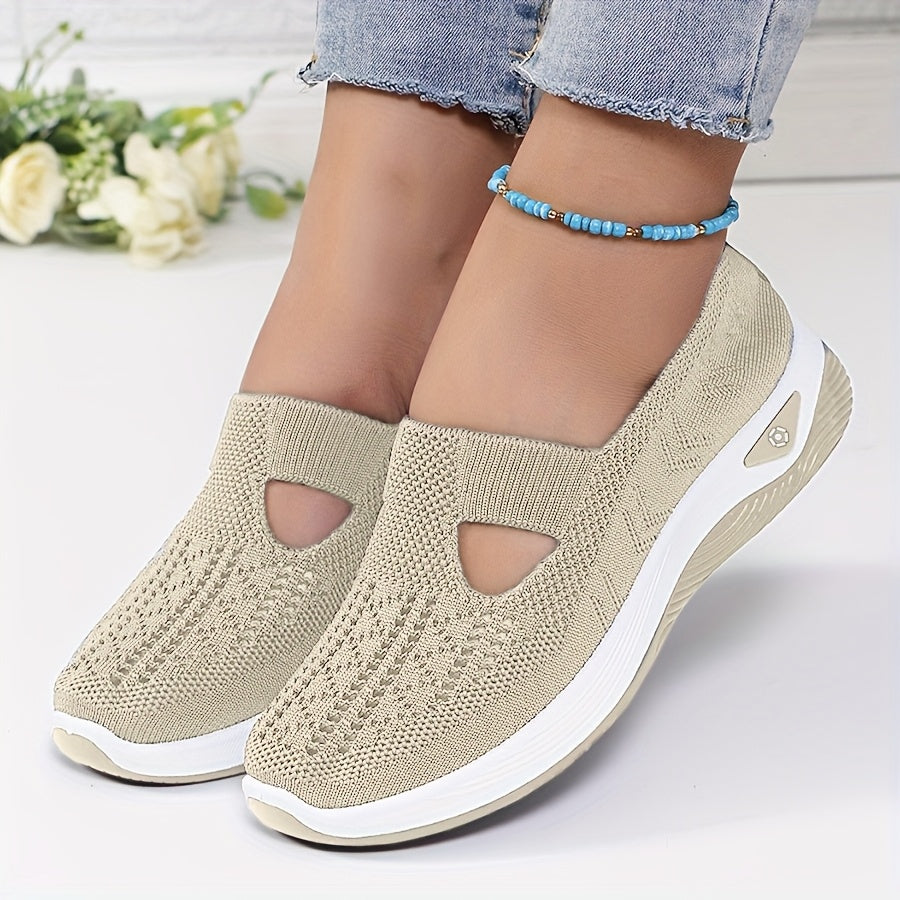 Bequeme Slip-On-Sneaker mit fester Passform