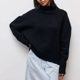 ARIA ÜBERGRÖSSE STEHKRAGEN-PULLOVER
