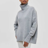 ARIA ÜBERGRÖSSE STEHKRAGEN-PULLOVER