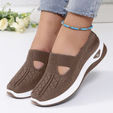 Bequeme Slip-On-Sneaker mit fester Passform